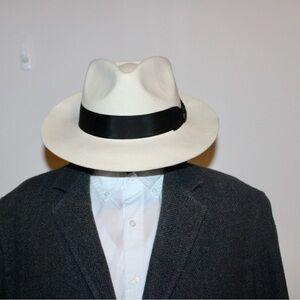 Classic White Fedora with Black Band​​​​​​​​​​​​​